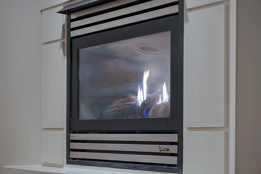 3002 1483 Homer Street