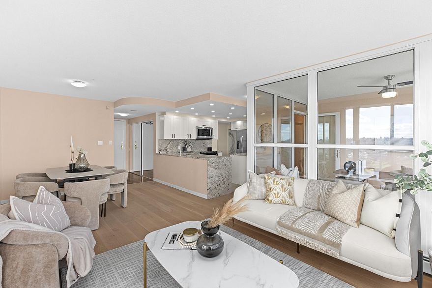 1601 1228 Marinaside Crescent