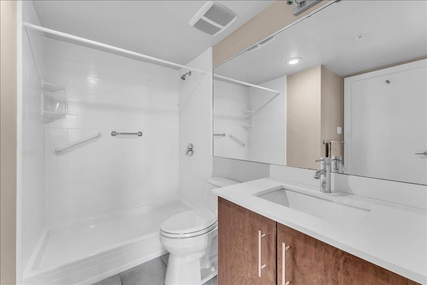 1202 189 National Avenue