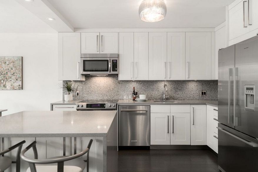 105 518 Moberly Road