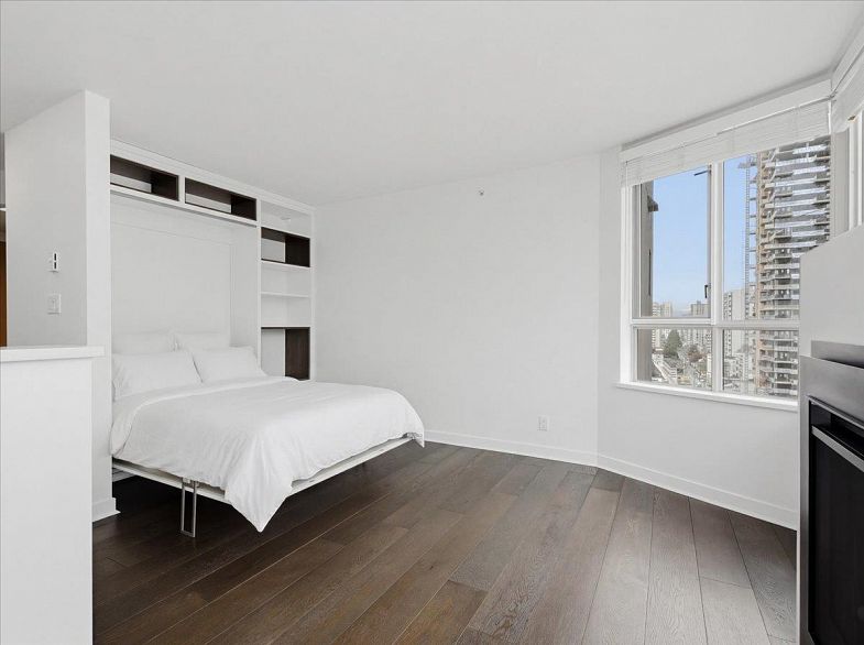 1107 1003 Pacific Street