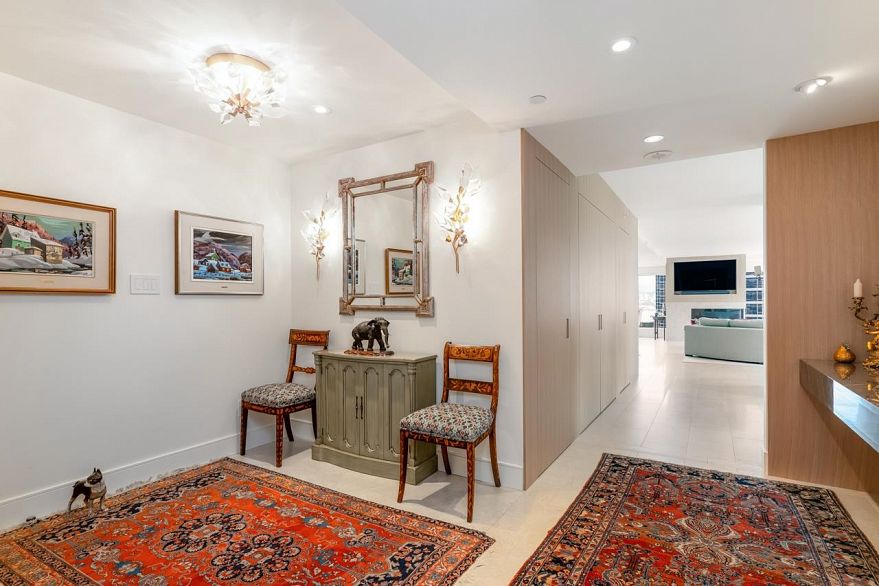 1402 837 W Hastings Street