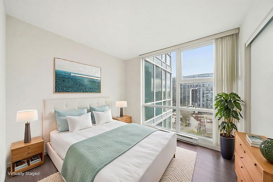 1808 193 Aquarius Mews