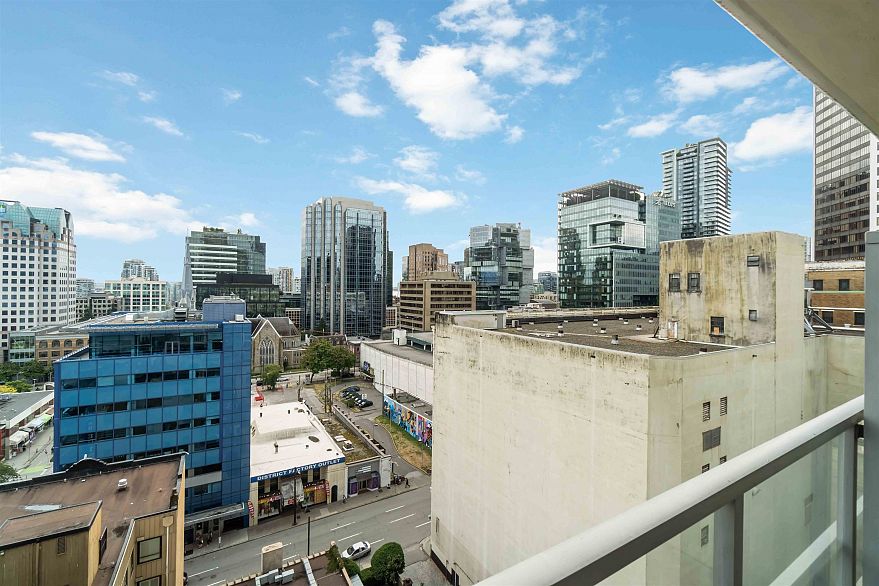 1311 610 Granville Street