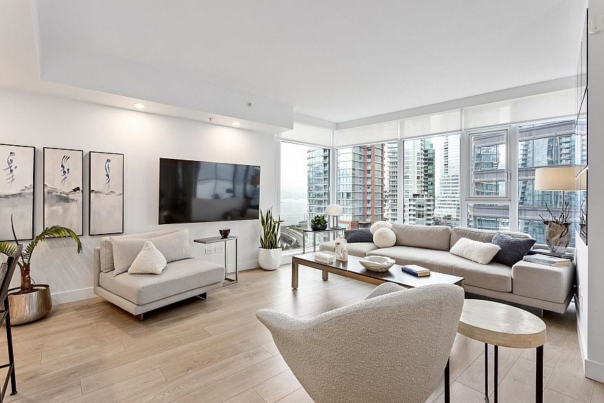 1604 1205 W Hastings Street