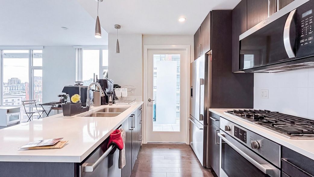 1002 1708 Ontario Street