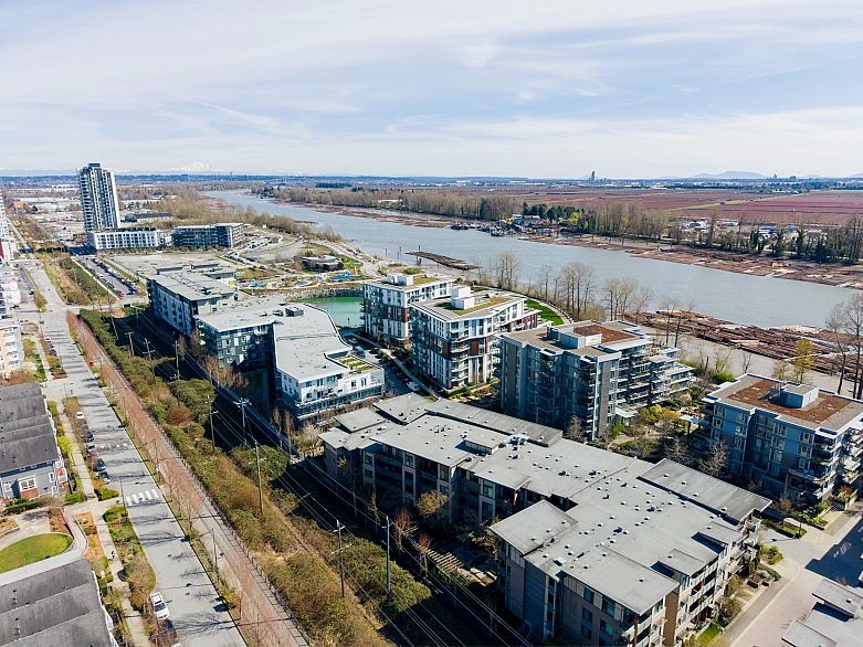 303 3188 Riverwalk Avenue