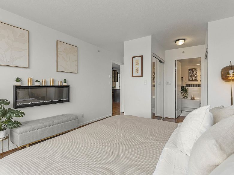 706 1650 W 7th Avenue