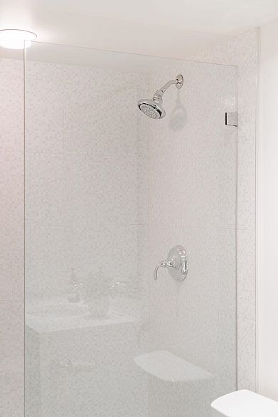 105 518 Moberly Road