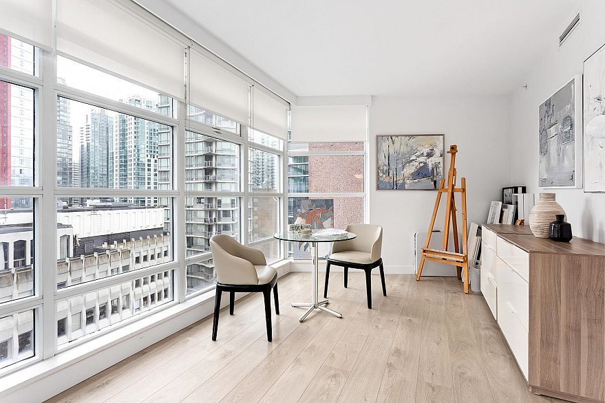 1604 1205 W Hastings Street