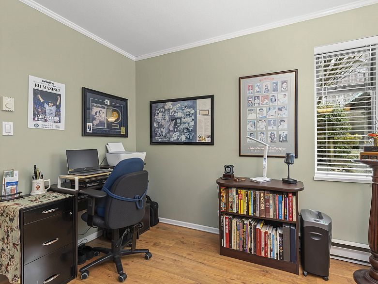 E102 628 W 12th Avenue