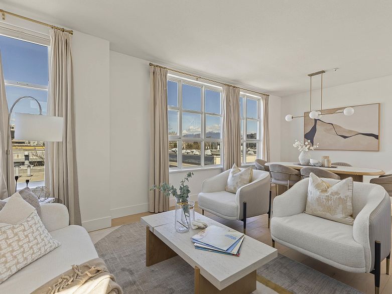 210 655 W 7th Avenue