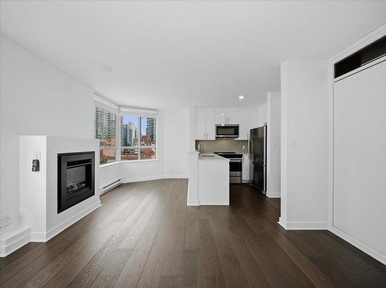 1107 1003 Pacific Street