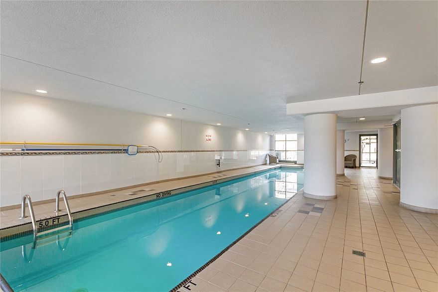 1503 1088 Quebec Street