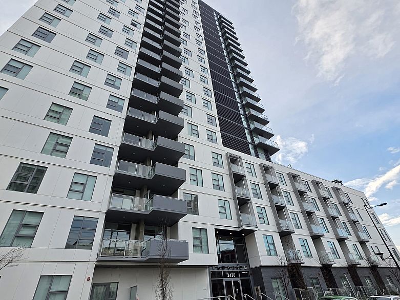 1503 3430 SE Kent Avenue