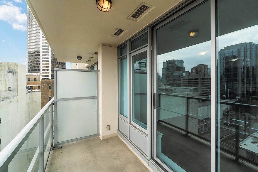 1311 610 Granville Street