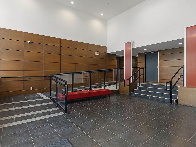 706 1650 W 7th Avenue