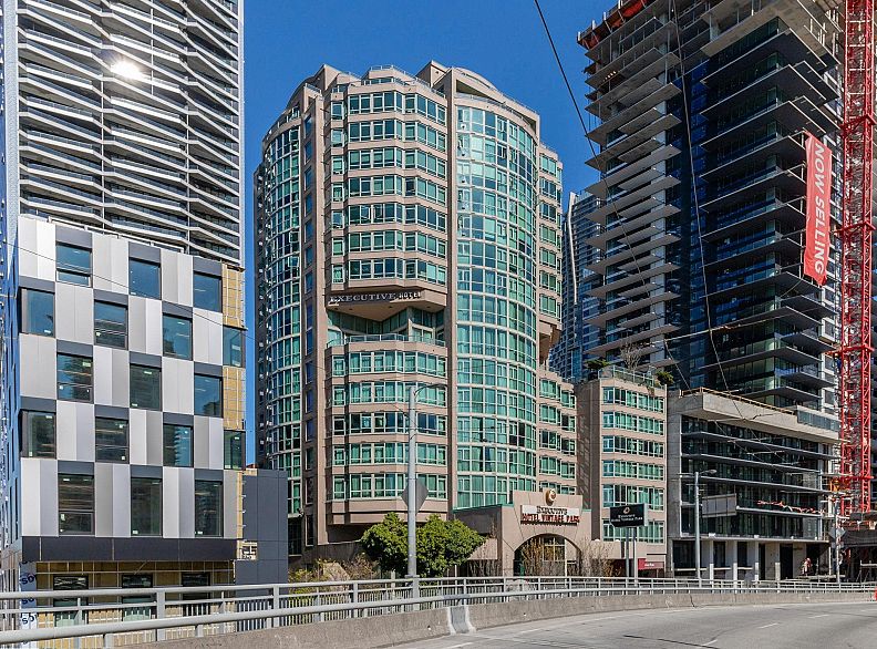 PH 3-4 1383 Howe Street