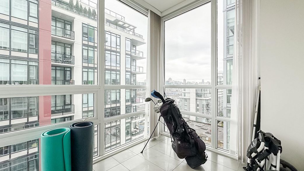 1002 1708 Ontario Street