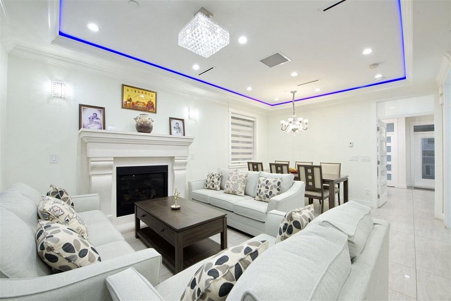 5886 Sherbrooke Street