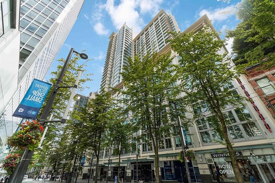 1311 610 Granville Street