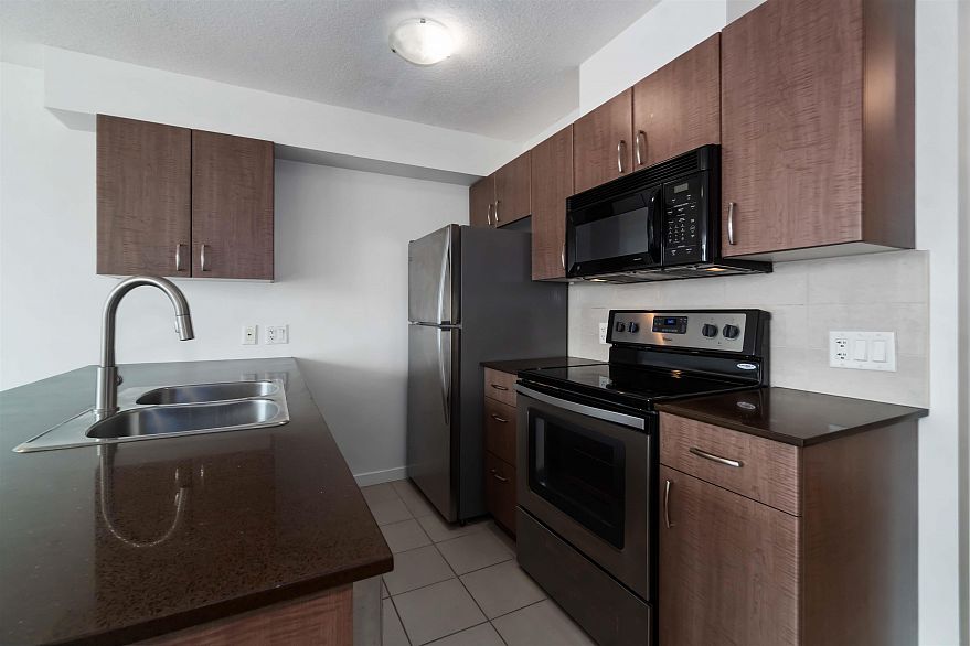 1311 610 Granville Street