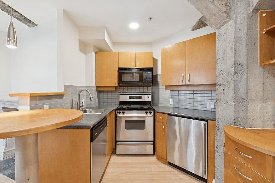 503 1216 Homer Street