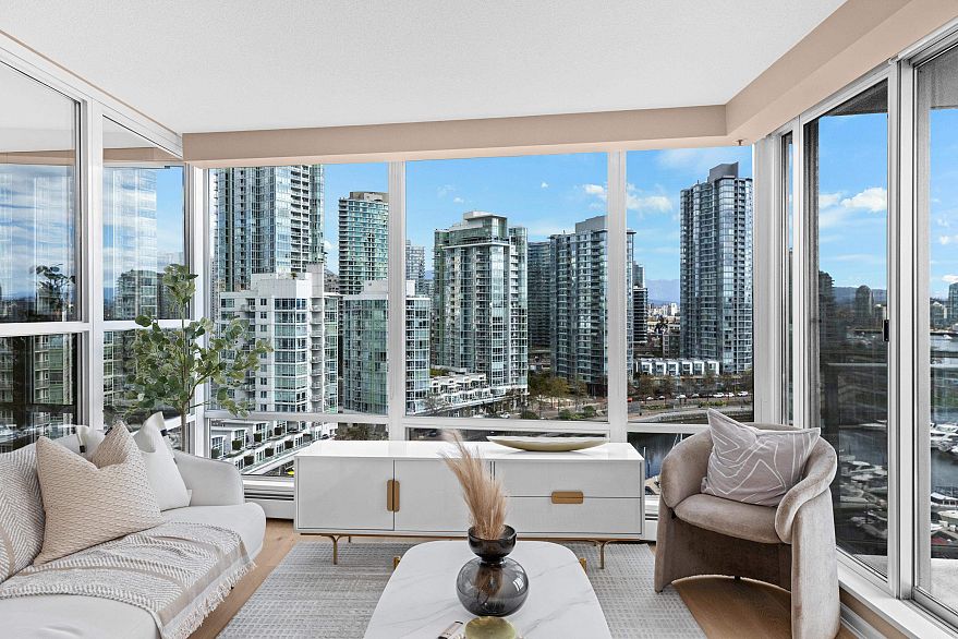 1601 1228 Marinaside Crescent