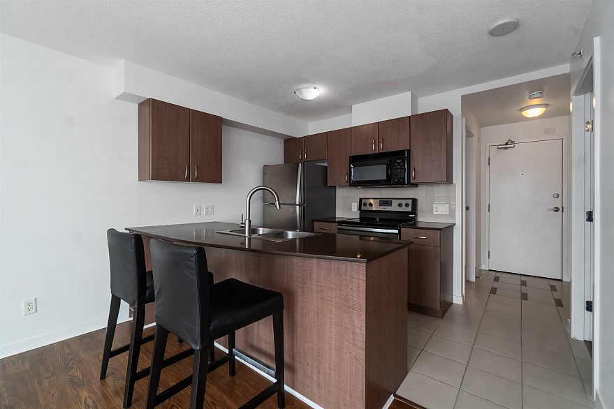 1311 610 Granville Street