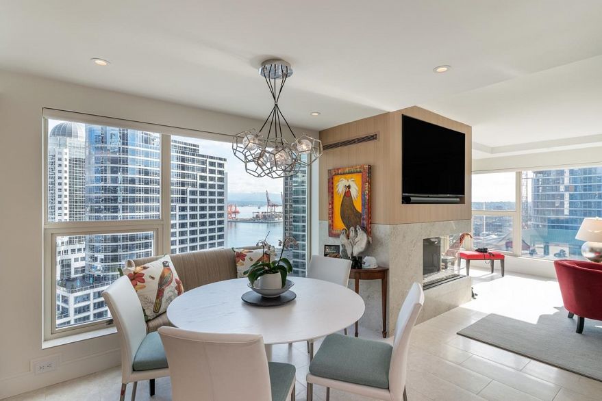 1402 837 W Hastings Street