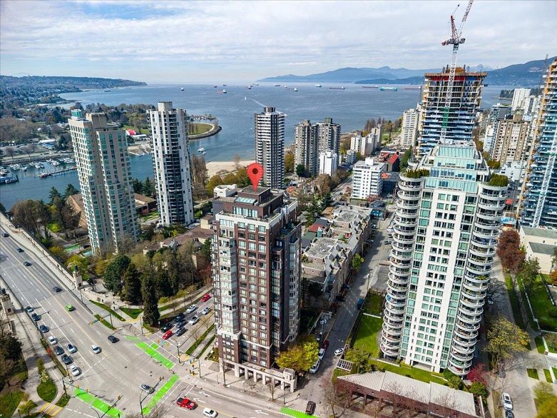 1107 1003 Pacific Street