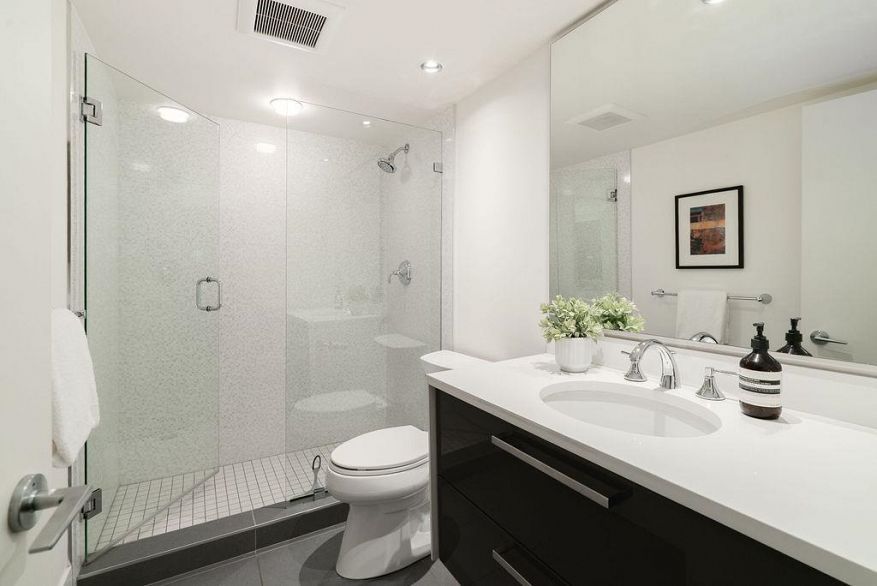 105 518 Moberly Road