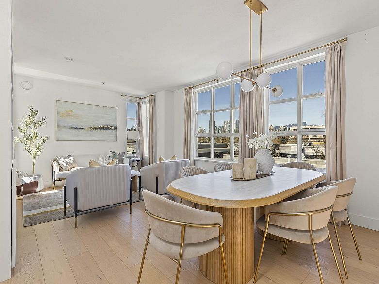 210 655 W 7th Avenue