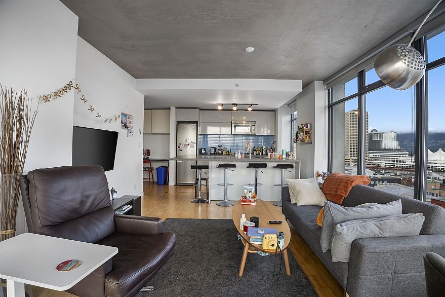 1401 108 W Cordova Street