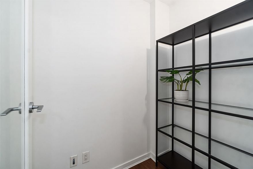 1311 610 Granville Street