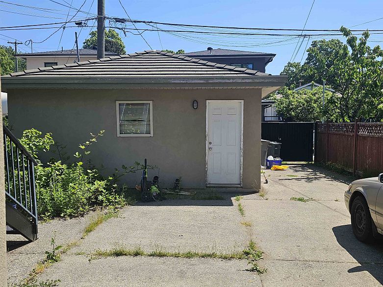 6128 St. Catherines Street