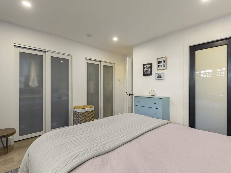 102 2287 W 3rd Avenue