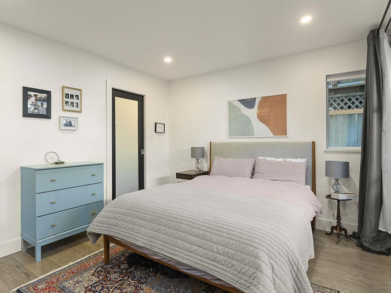 102 2287 W 3rd Avenue