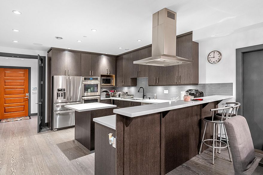 7493 Gatineau Place