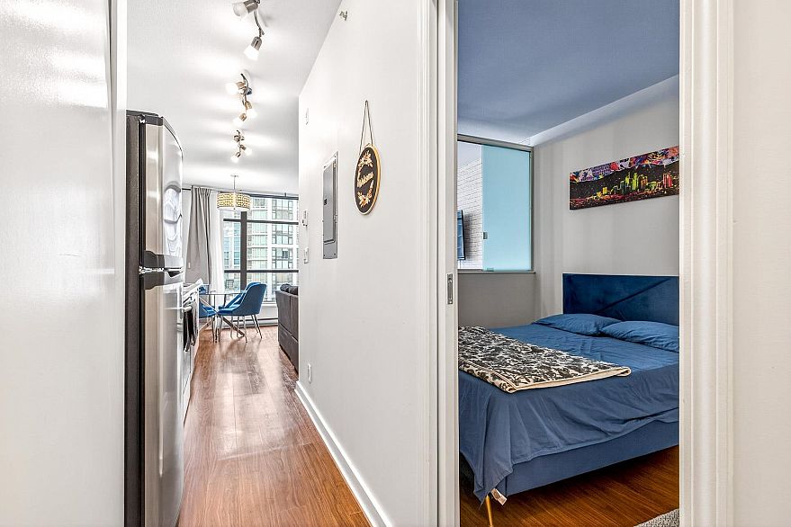 507 1249 Granville Street