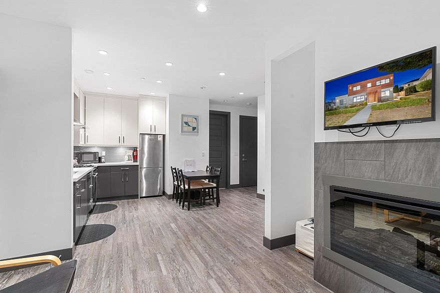 7493 Gatineau Place