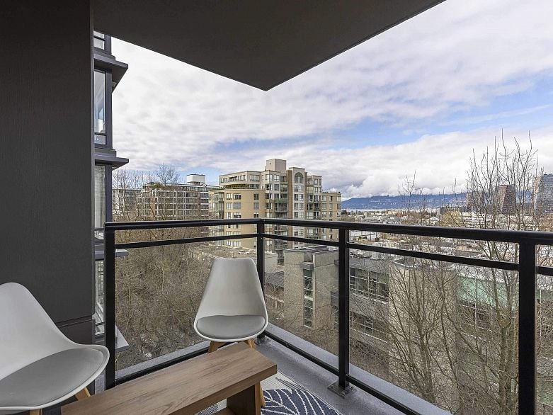 706 1650 W 7th Avenue