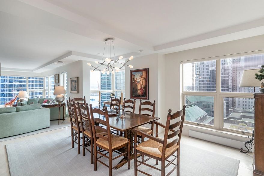 1402 837 W Hastings Street