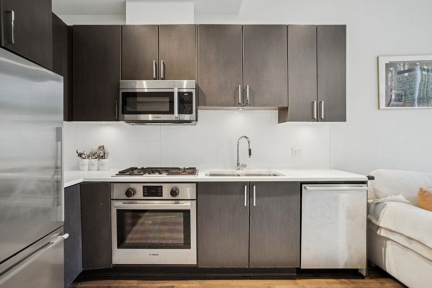 62 W 1st Avenue