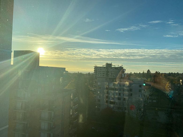 1102 5425 Yew Street