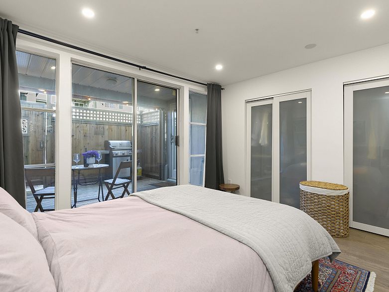 102 2287 W 3rd Avenue