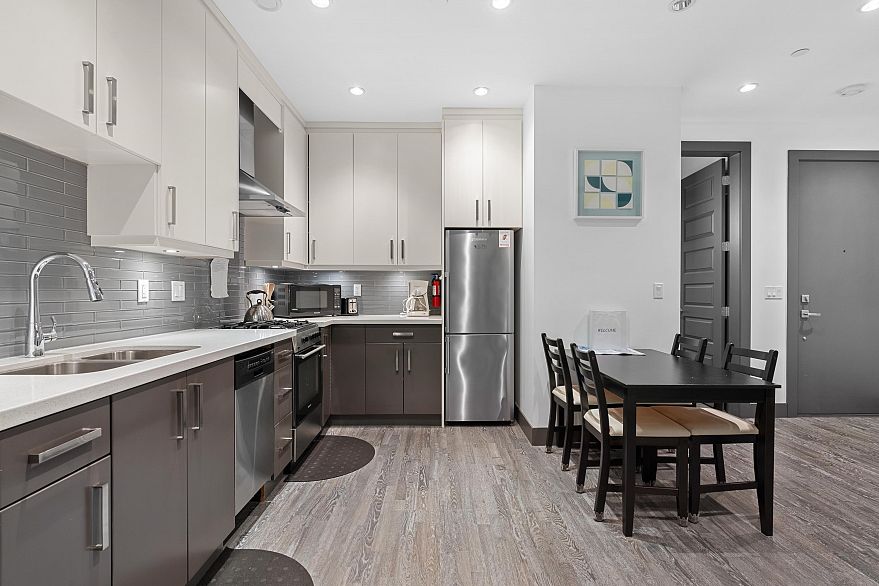 7493 Gatineau Place