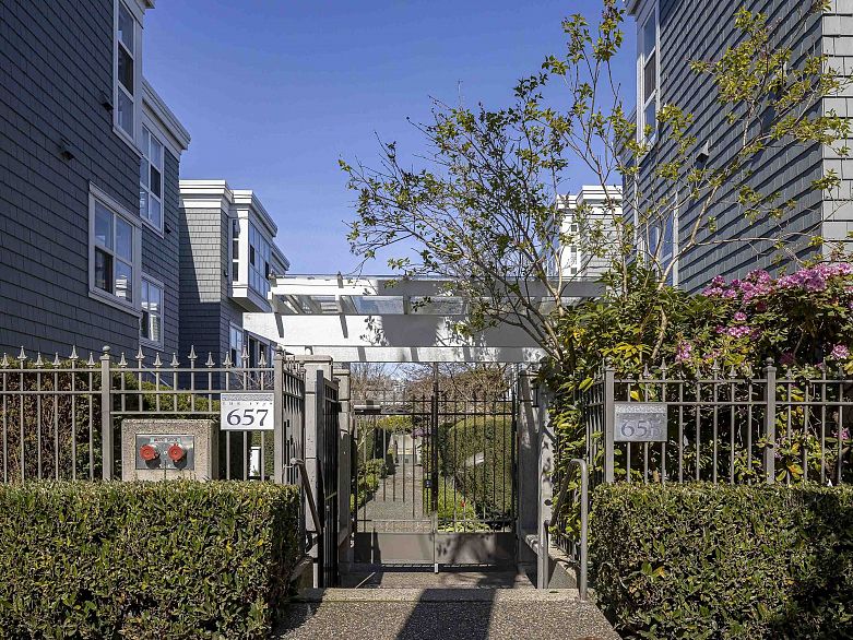 210 655 W 7th Avenue