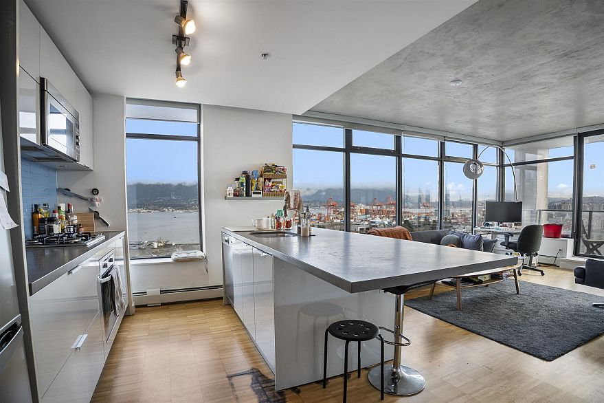 1401 108 W Cordova Street