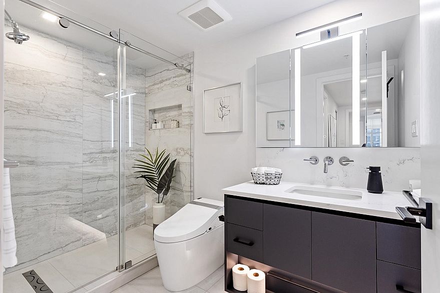 1604 1205 W Hastings Street